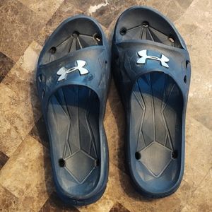 Boys Under Armour slides